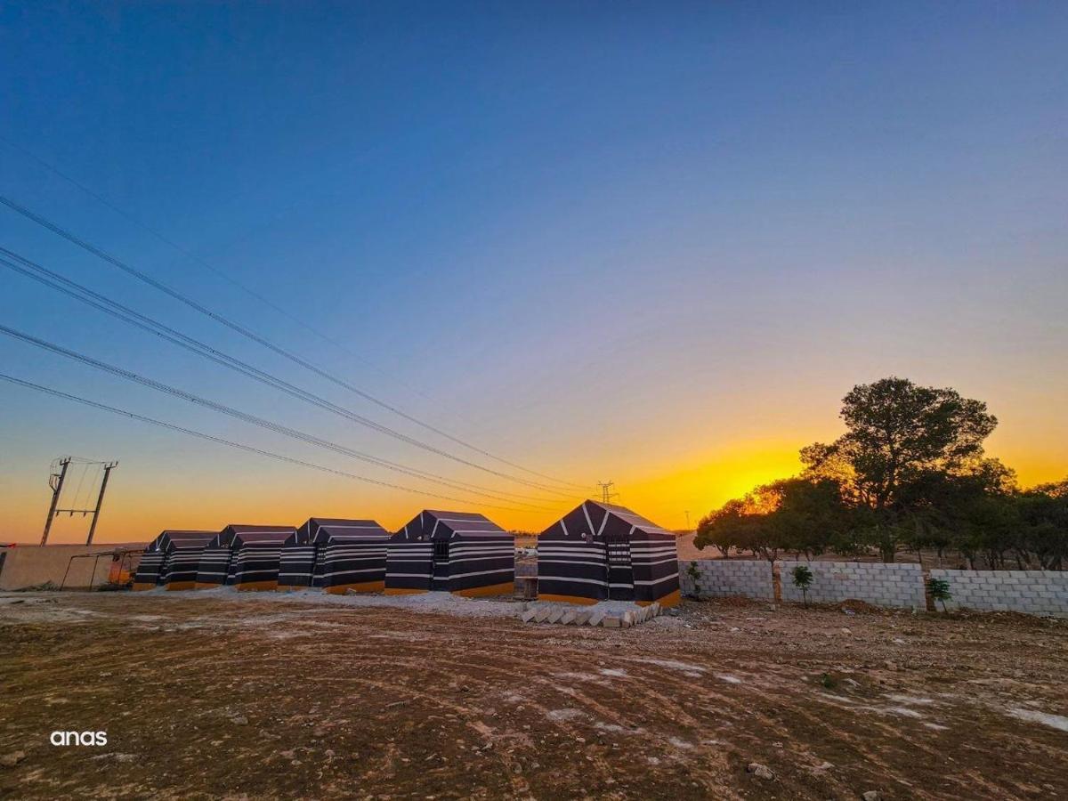 Hotel Wadi Al-Wala View Camp Madaba Exterior foto